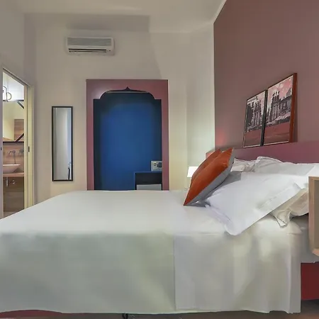 Liberta 招待所 3*